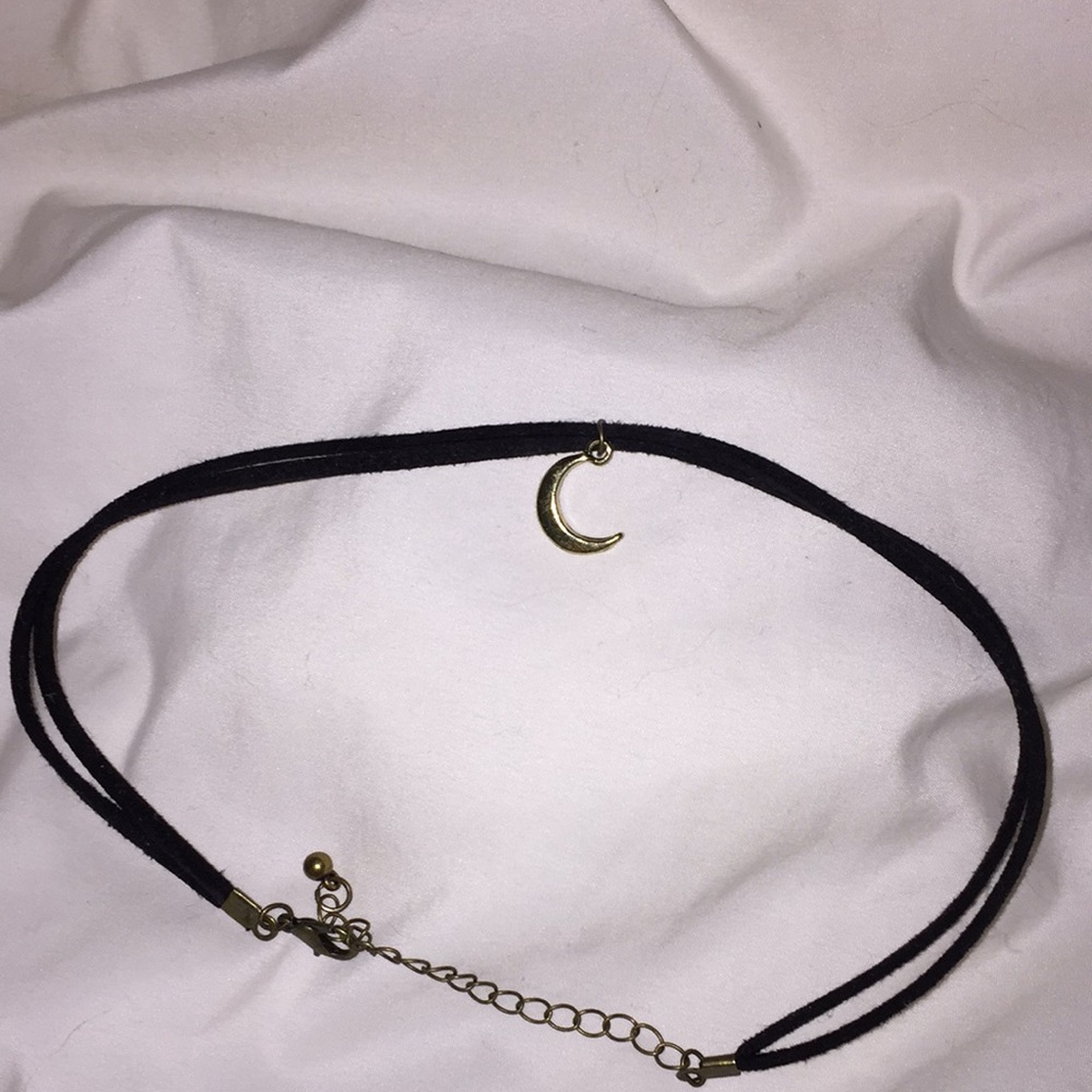 Choker necklaces